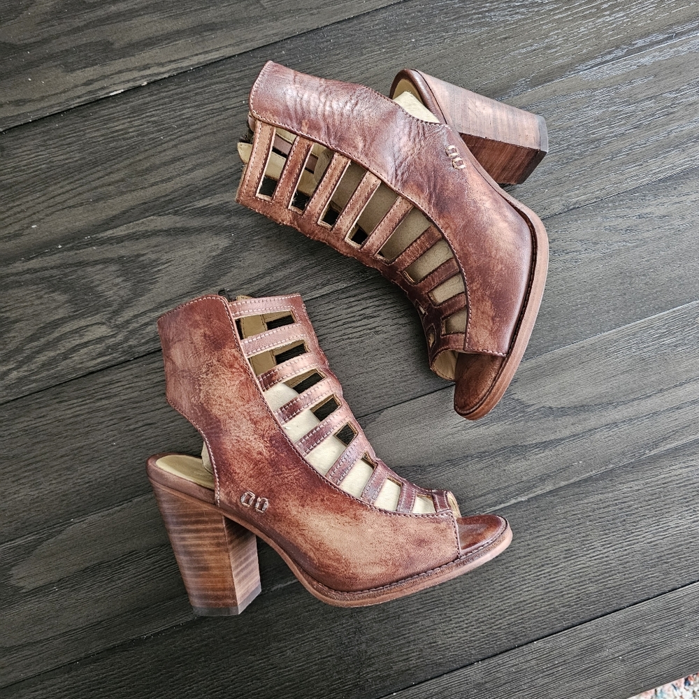 BedStu Occam Sandals In Teak Driftwood - Picture 4 of 9